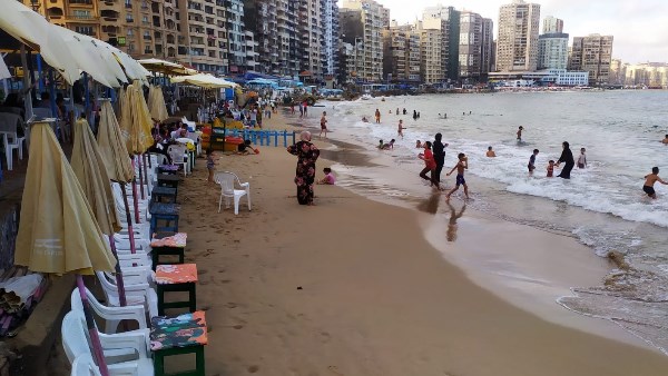 مصايف الإسكندرية: انخفاض نسب الإشغال في رابع أيام عيد الأضحى