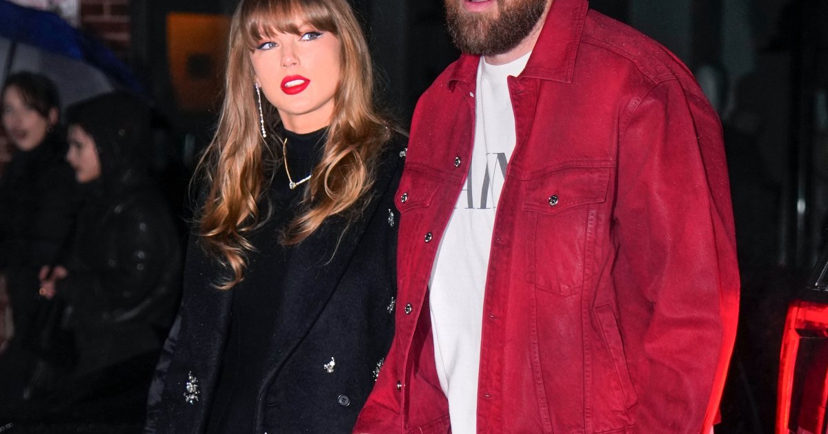 Taylor Swift يحتفظ بالضوء Travis Kelce