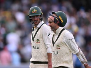 أستراليا إيدج جنوب إفريقيا حيث تهيمن الرماة في نهائي WTC