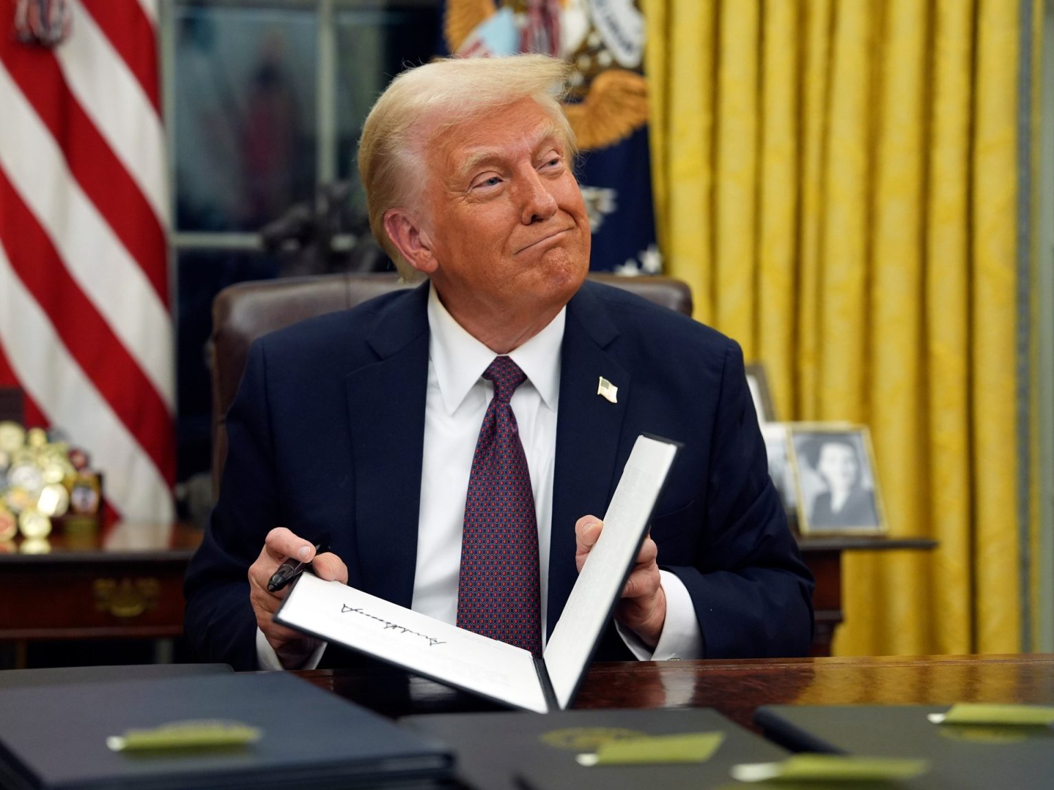 فرصة جديدة لسوريا ولا غفران للأسد.. 5 أسئلة تشرح قرار ترامب