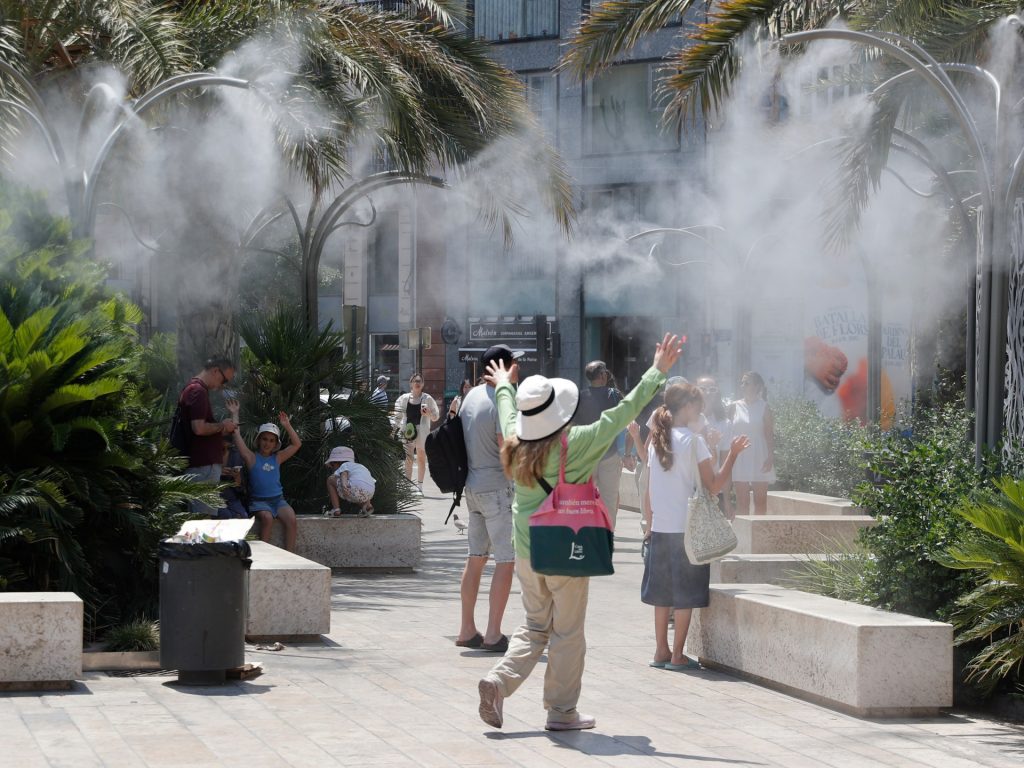 موجة حر قاسية تضرب جنوب أوروبا وتشعل حرائق