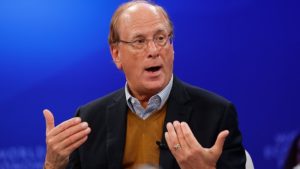 يبدو لاري فينك من Blackrock التنبيه على ارتفاع العجز في الولايات المتحدة