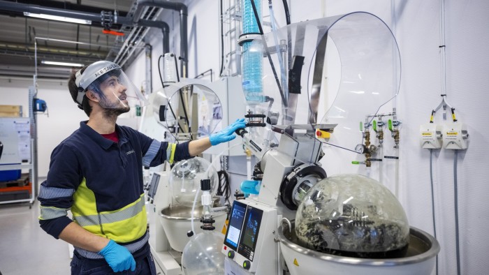 Scania في محادثات لتشكيل كونسورتيوم لشراء مختبر R&D في Northvolt