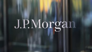 يقول JPMorgan إنها ستقوم بإطفاء المحللين الذين يقبلون عروض العمل في المستقبل في مكان آخر
