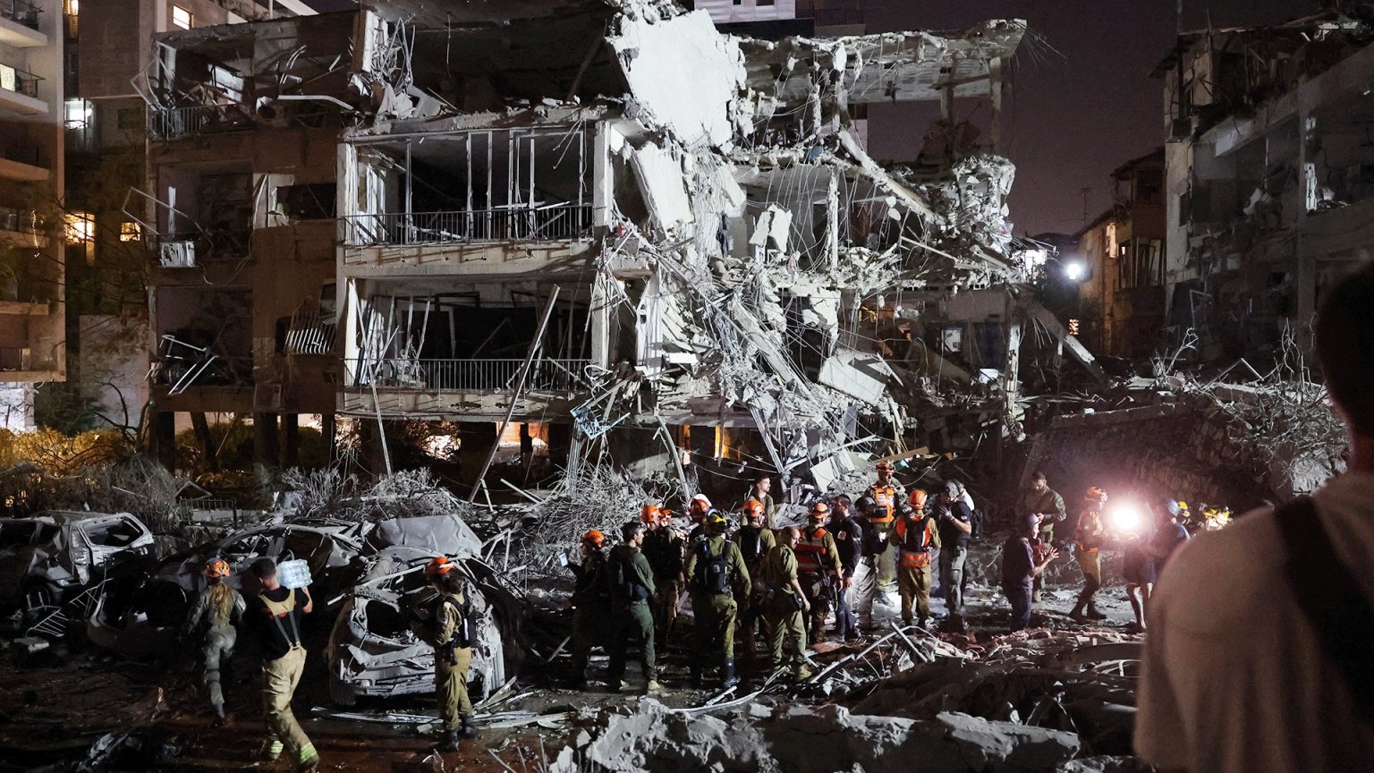 انعكاسات وتأثيرات خطيرة لحرب إيران وإسرائيل على المنطقة.. تعرّف عليها