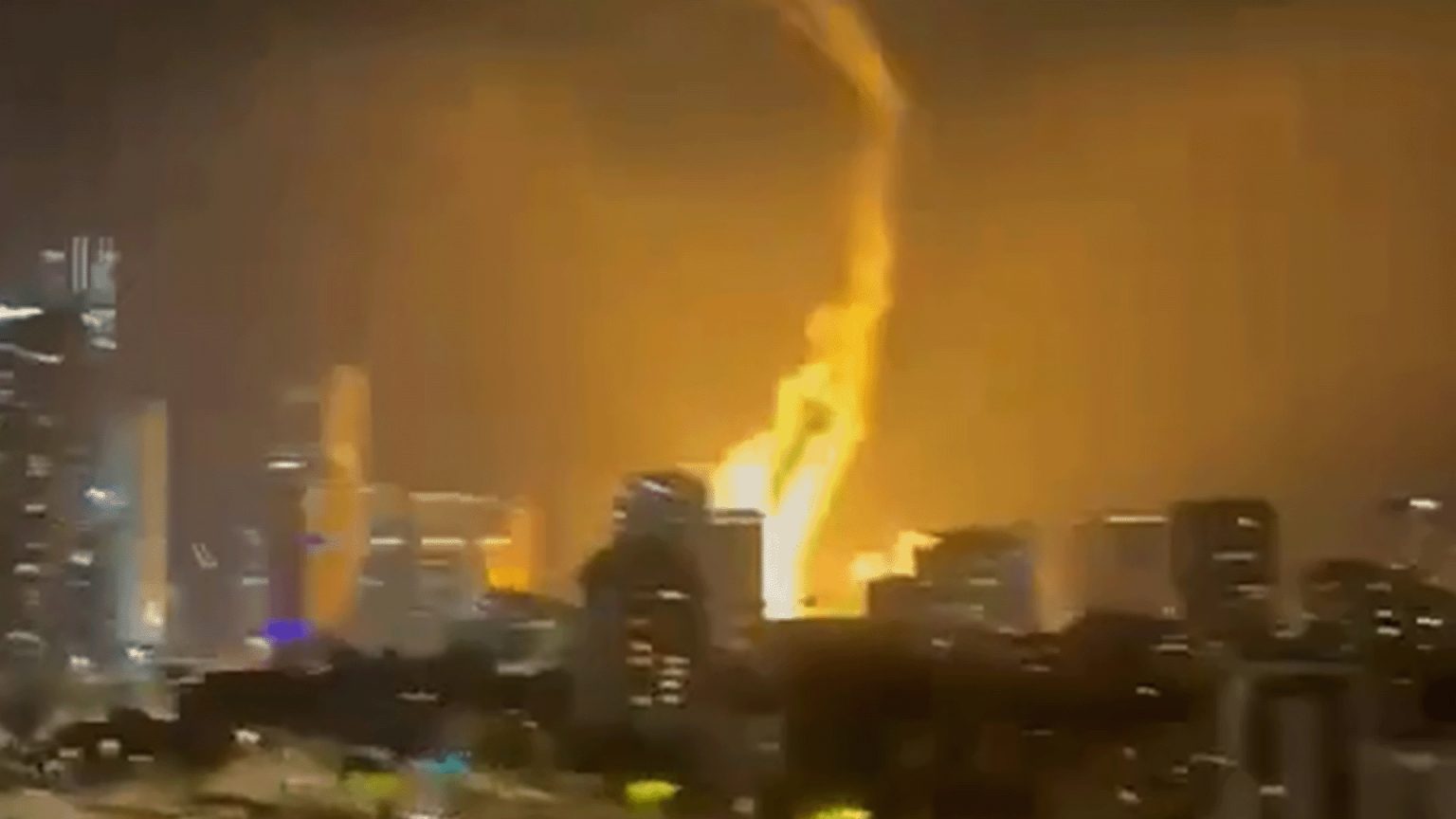 مسؤول إيراني كبير: سنستهدف قواعد الدول التي تدافع عن إسرائيل