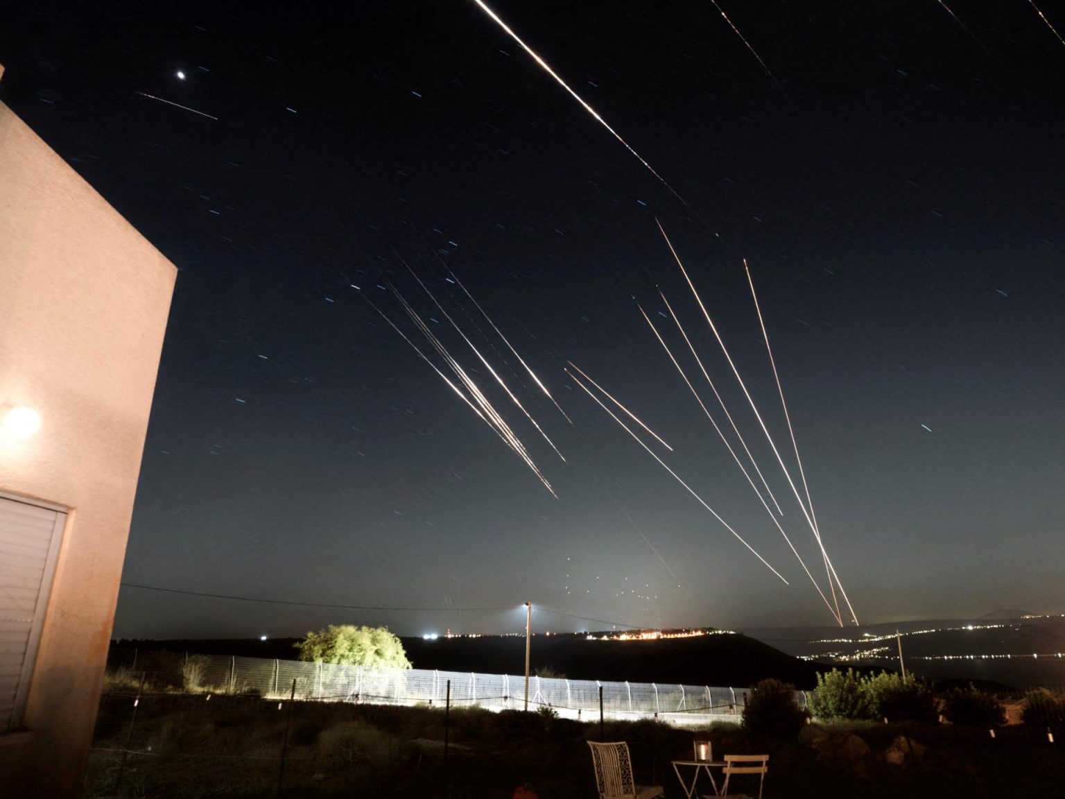 مدير مكتب الجزيرة بطهران: المرشد قطع الشك باليقين والمنطقة ذاهبة إلى مستوى جديد من التصعيد