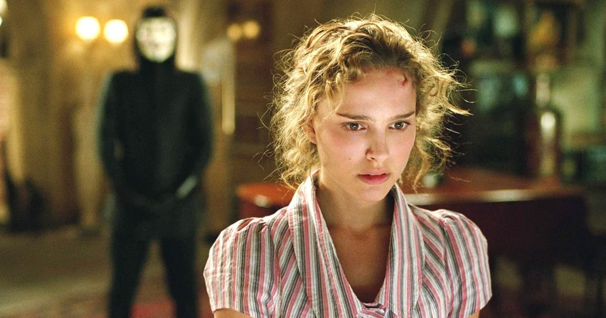 Hugo Weaving و Natalie Portman in V for Vendetta