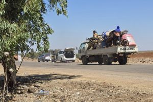 قوات العشائر تدخل السويداء والهجري يطالب بقوات فض نزاع من دمشق