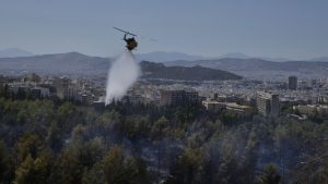 التنبيهات والتأمين: كيفية الاستعداد لقضاء عطلة صيفية في الوجهات المعرضة للهدوء في أوروبا