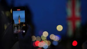 الباب الأمامي إلى المملكة المتحدة لمجلس اللوردات لا يعمل على الرغم من سعره الضخم البالغ 9.6 مليون جنيه إسترليني