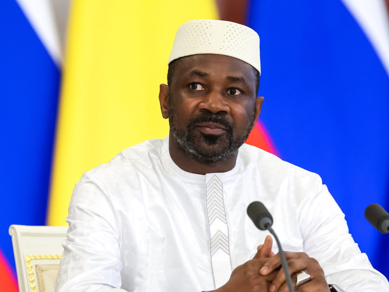 منح رئيس عسكري مالي فترة رئاسية مدتها خمس سنوات قابلة للتجديد