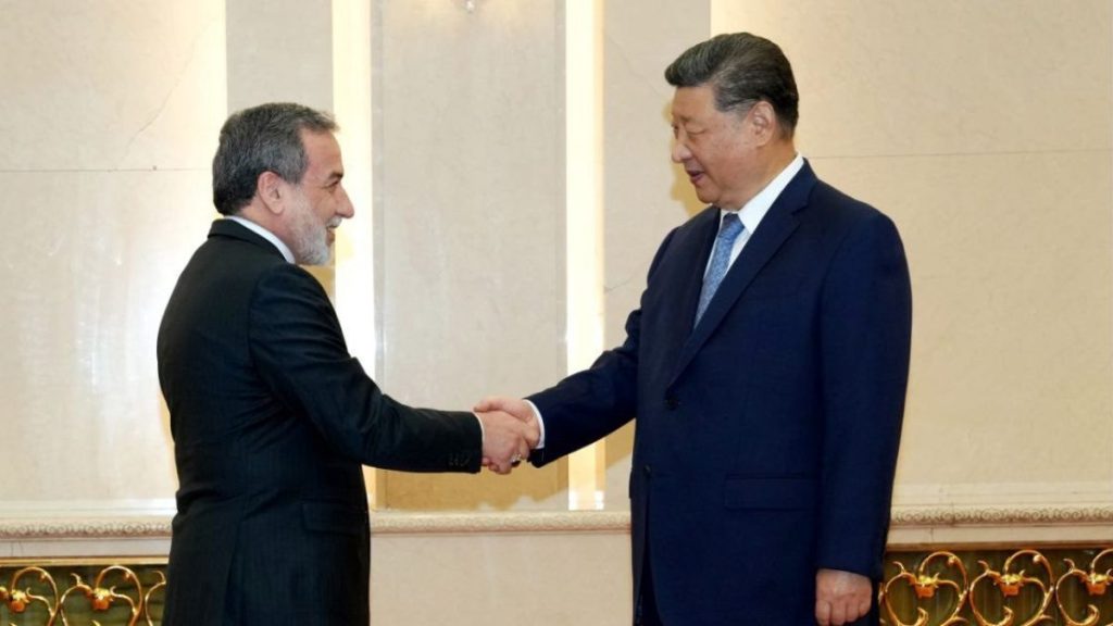 إيران تشترط لاستئناف المفاوضات وتعول على الصين والترويكا تلوح بعقوبات