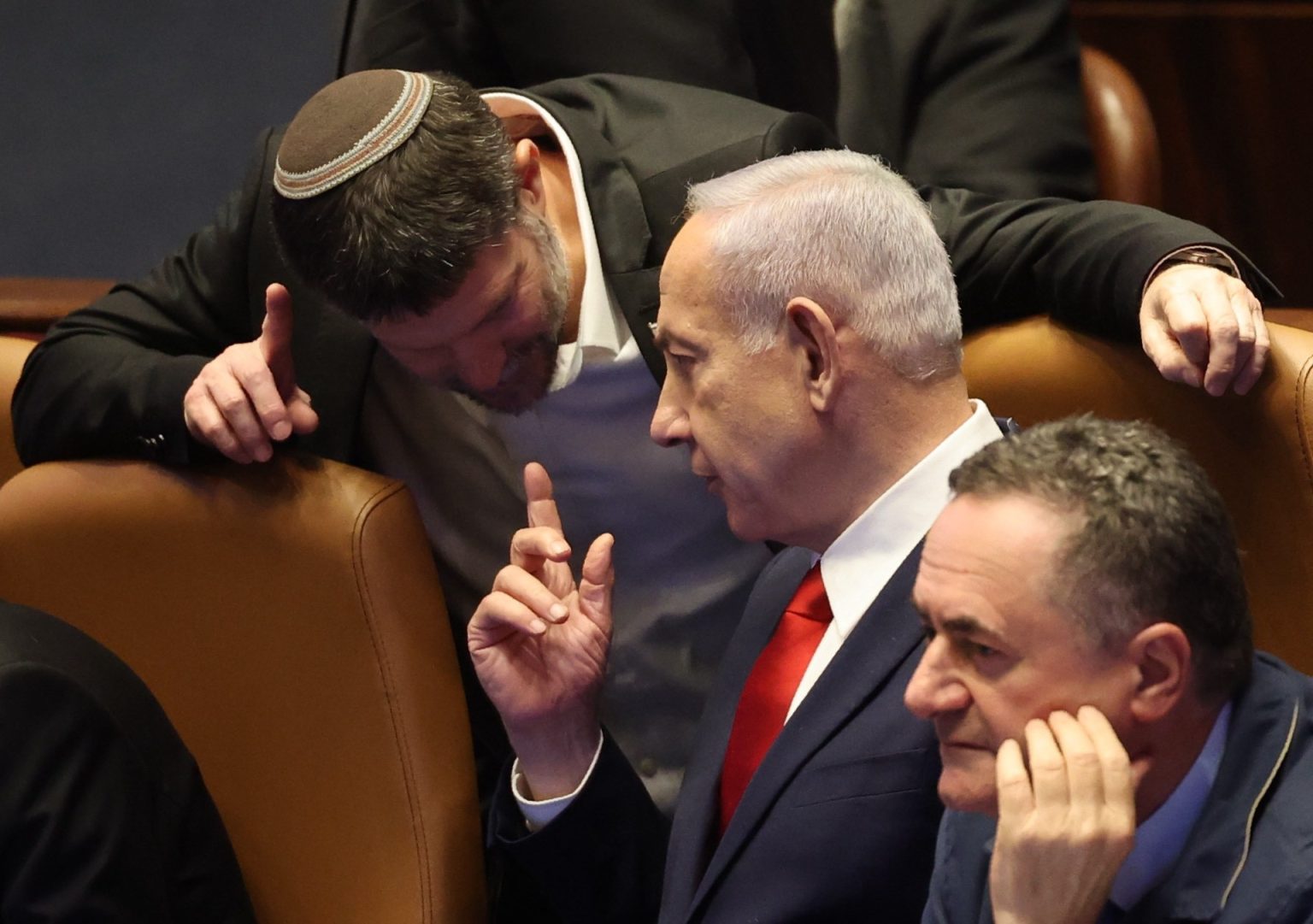 نتنياهو يتعهد لبن غفير بتهجير الفلسطينيين من غزة