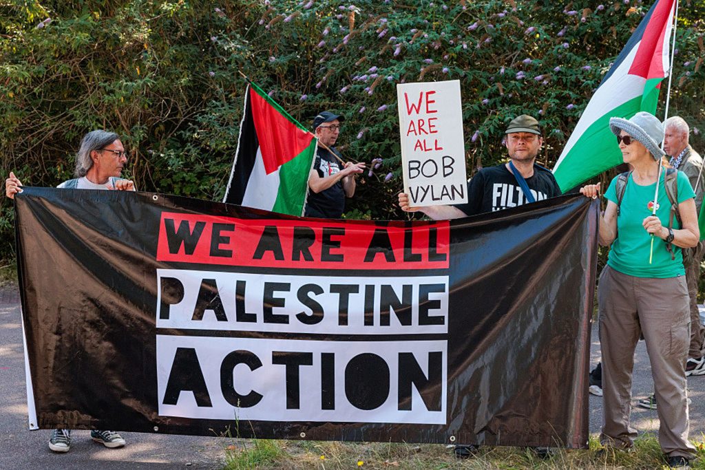 بريطانيا تعتقل عشرات المؤيدين لحركة داعمة لفلسطين