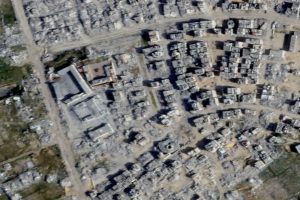 منشآت قائمة وسط الدمار.. ماذا كشفت صور الأقمار الصناعية في رفح؟