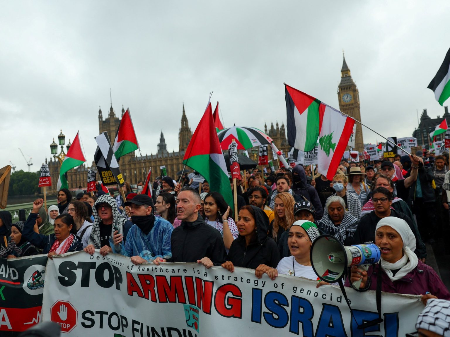 شاهد.. بريطانيا تتجه لاعتراف مشروط بدولة فلسطين