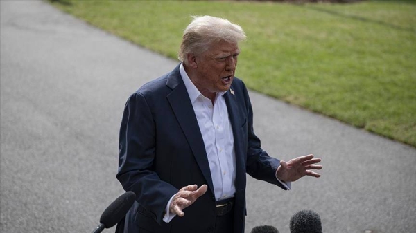 ترامب ينقلب المتظاهرين على أنهم “كرات الولادة” بعد الهجوم على عملاء الجليد في كاليفورنيا