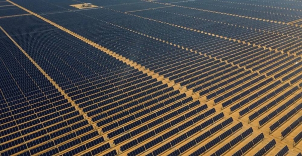 تدير المملكة العربية السعودية 10 مشاريع للطاقة المتجددة مع استثمار 19.8 مليار ريال