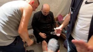 يقول البطريركية العديد من المصابين بعد أن ضربت كنيسة غزة