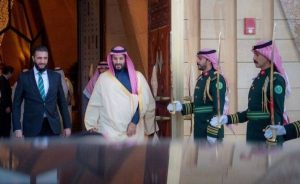 ولي العهد يرفض التدخل الأجنبي في سوريا أثناء الدعوة مع الرئيس الشارا