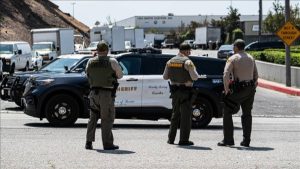 أصيب 30 على الأقل بجروح مع حشد من المركبات في لوس أنجلوس