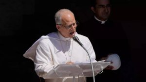 يكرر البابا دعوة لوقف إطلاق النار في غزة مع توسيع إسرائيل أوامر الإخلاء