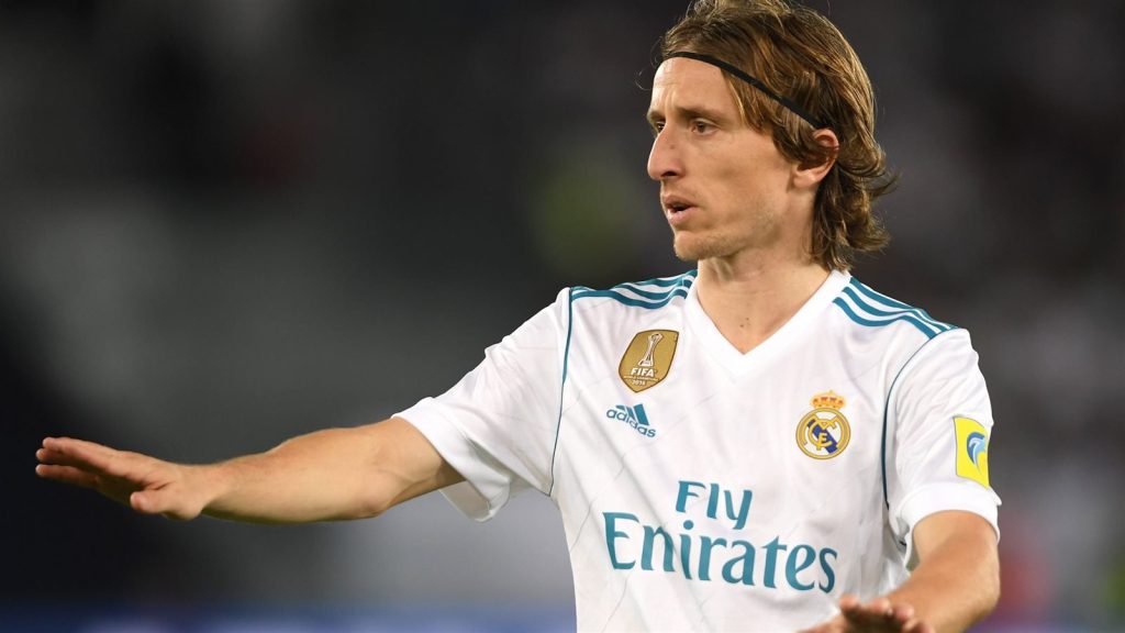 ريال مدريد يبحث عن «الوارث الشرعي».. مَنْ يرتدي رقم 10 الأسطوري في الملكي؟