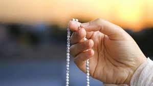 أذكار الصباح.. بـ3 كلمات تكسب 1000 حسنة وتمحو سيئات بعددها