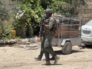 الاحتلال يعتدي على الفلسطينيين بطولكرم ونابلس واقتحام جديد للأقصى