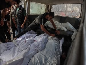 الحرب على غزة.. 110 شهداء واشتباكات وجها لوجه في خان يونس