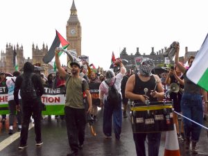 بريطانيا تعتقل 55 شخصا خلال مسيرة لحركة “فلسطين أكشن” | أخبار