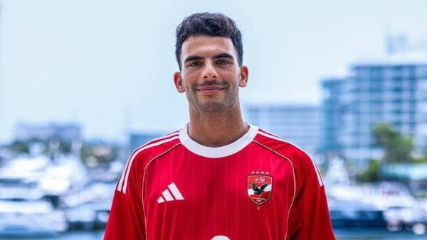 الأزمة مستمرة.. إعلامي: الزمالك يرد على شكوى «زيزو» ويُطالبه بـ20 مليون جنيه