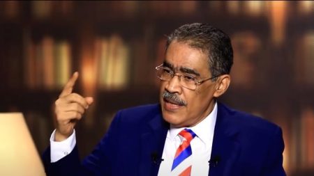 ضياء رشوان: مصر ستكسب 11مليار دولار من صفقة الغاز الإسرائيلي.. ولقاء الرئيس السيسي مع نتنياهو لا أساس له من الصحة