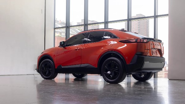 بتصميم الكروس أوفر.. ماذا تقدم سوبارو انتشارتد 2026 الجديدة؟