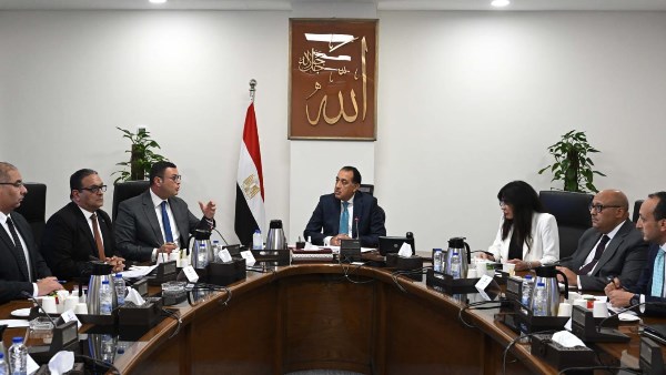 رئيس الوزراء يعقد اجتماعا لمتابعة منظومة الجامعات الأهلية