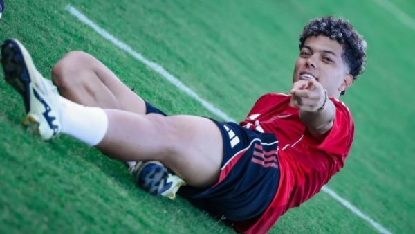 هدية للجماهير.. الأهلي يحسم موقف إمام عاشور من الرحيل .. اعرف التفاصيل