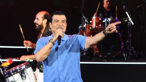 نجوم التسعينات في مهرجان المسرح الروماني بالساحل الشمالي.. صور