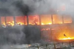 حداد بالعراق بعد مقتل العشرات في حريق بمركز تجاري