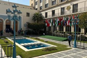 كيف تفاعل مغردون مع الاجتماع الطارئ للجامعة العربية بشأن غزة؟