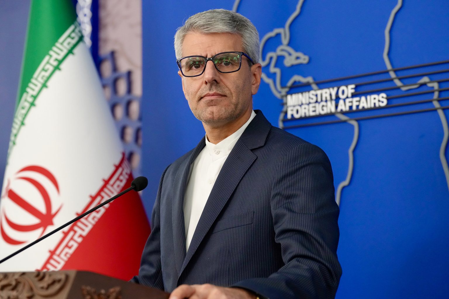 إيران تؤكد الاستعداد لخفض تخصيب اليورانيوم بحال التوصل لاتفاق