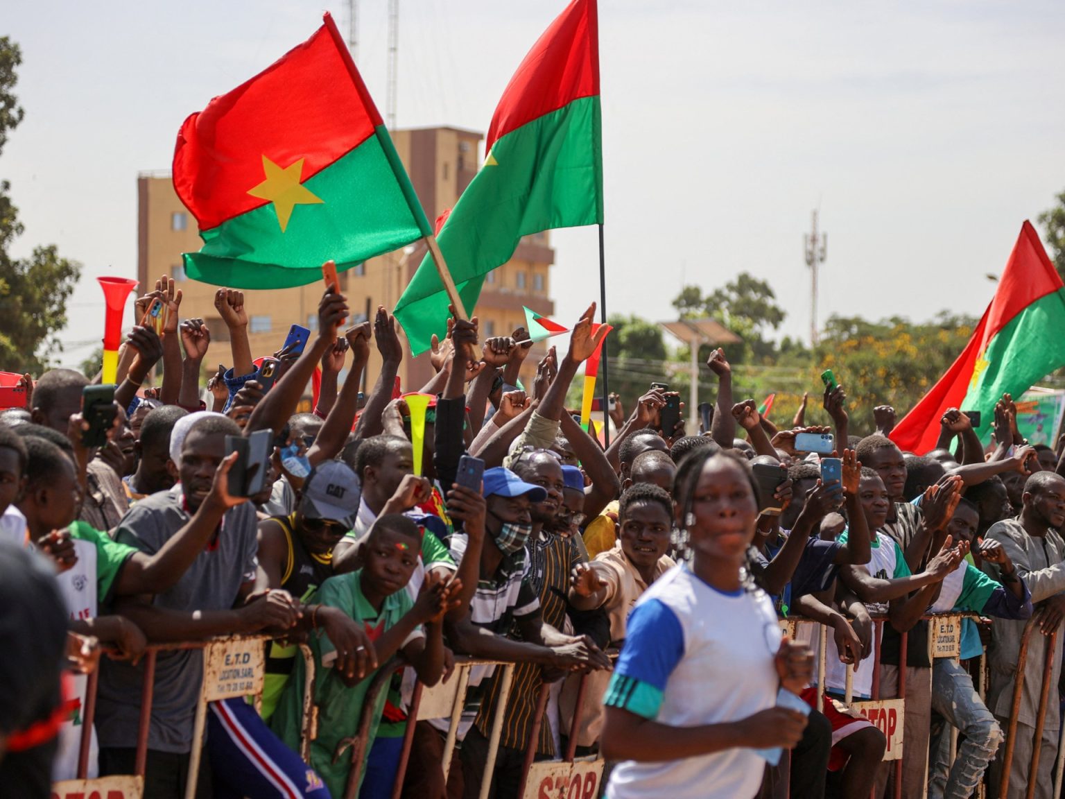 المجلس العسكري في بوركينافاسو يحل اللجنة المستقلة للانتخابات