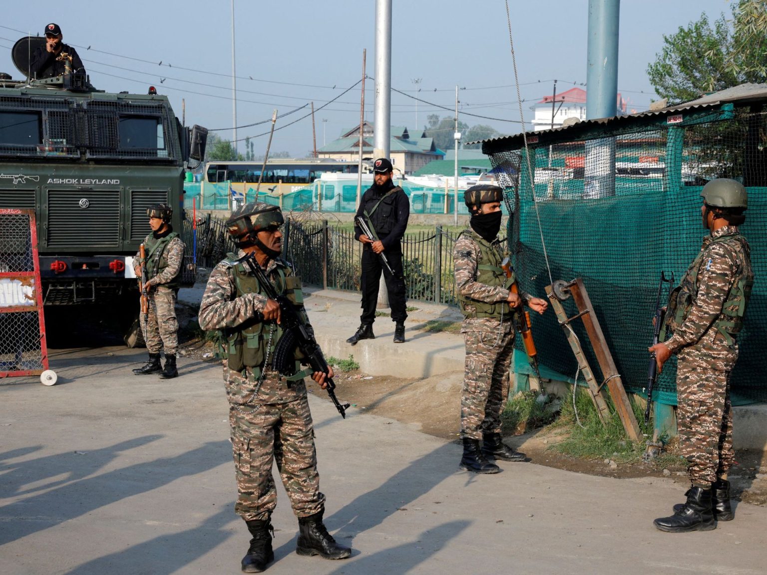 3 قتلى في تبادل لإطلاق النار بالشطر الهندي من كشمير