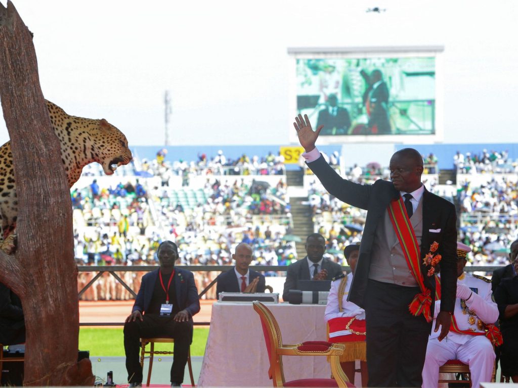 رئيس الغابون يطلق حزبا سياسيا جديدا تحضيرا للانتخابات البرلمانية