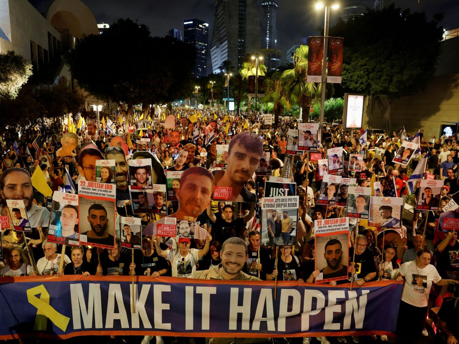 ضرب وعنف في مظاهرة لإسرائيليين تطالب بإعادة الأسرى