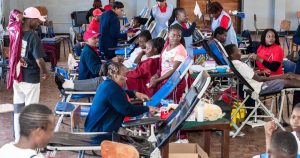 “خطة دفع” للدم: زيمبابويين يحصلون على الديون لدفع ثمن عمليات النقل