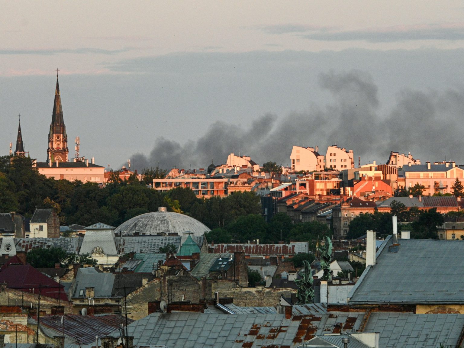 روسيا تبدي استعدادها للتفاوض بشأن أوكرانيا والرد على مهلة ترامب