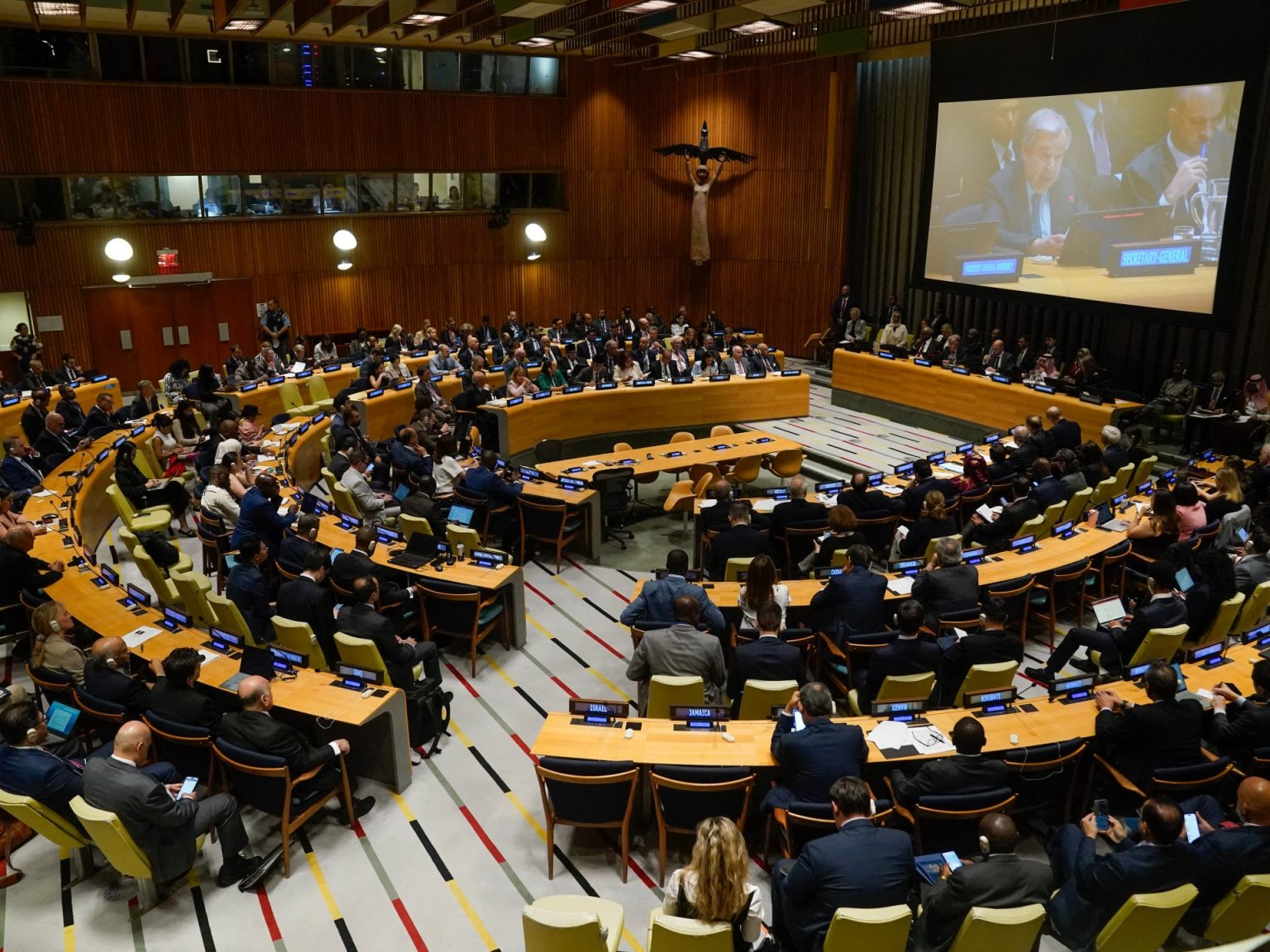 انطلاق مؤتمر حل الدولتين وسط دعوات لوقف الحرب على غزة