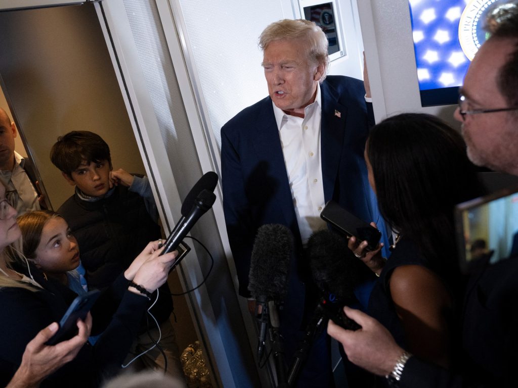 ترامب: مراكز الطعام في غزة ستبدأ عملها قريبا