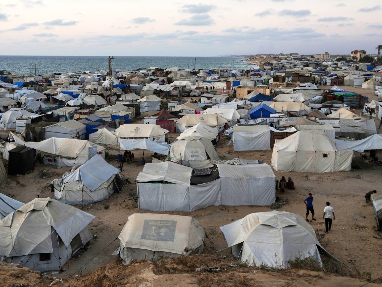 19 شهيدا بغارات إسرائيلية على قطاع غزة منذ فجر اليوم